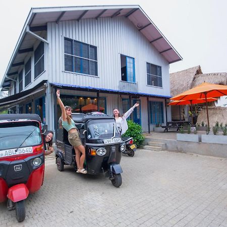 Hangover Hostels Ella Bagian luar foto
