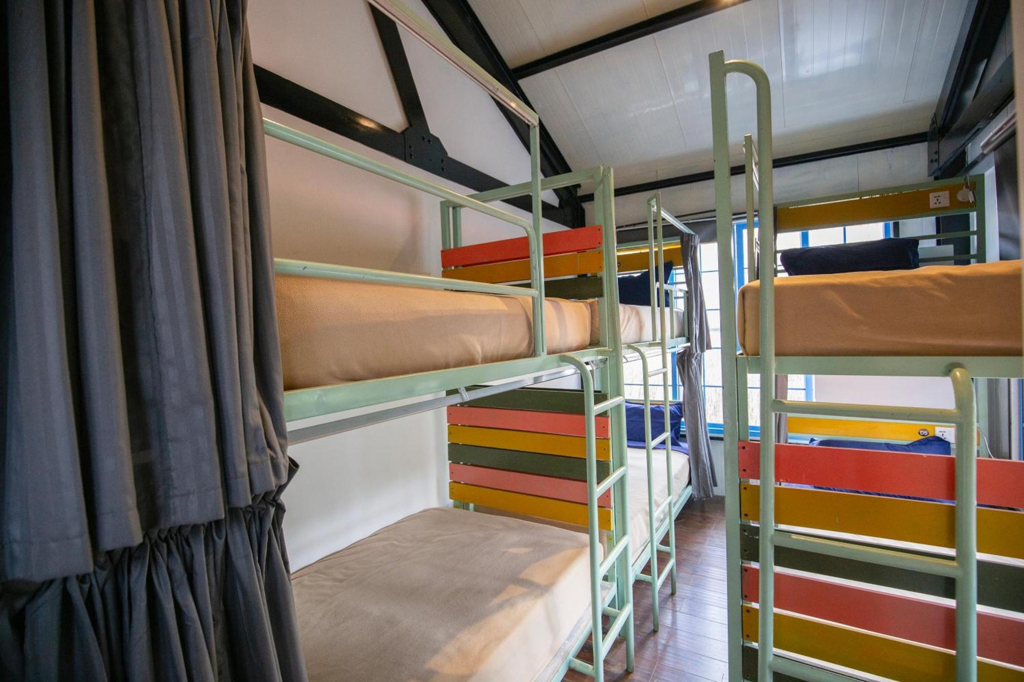 Hangover Hostels Ella Bagian luar foto