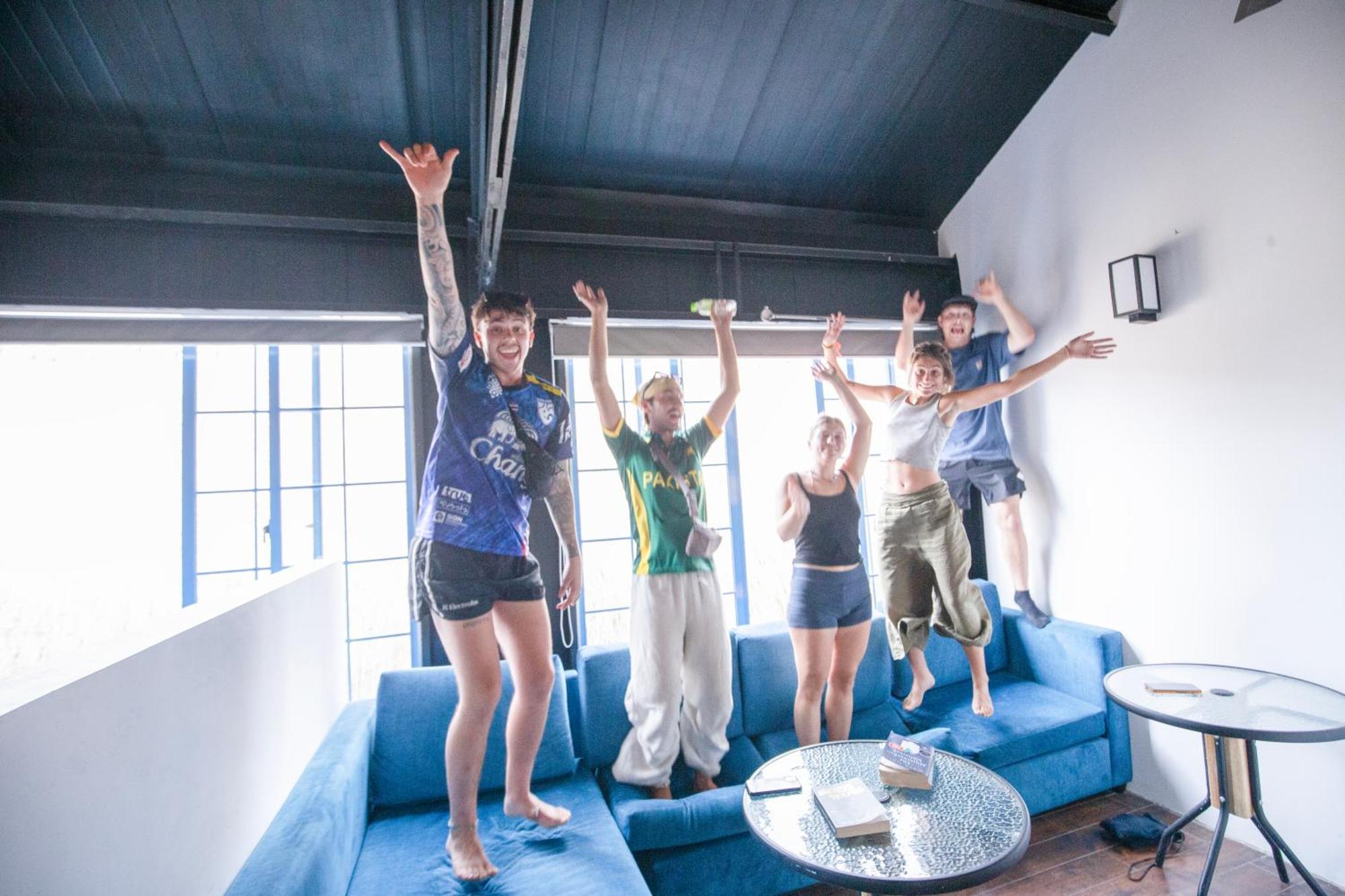 Hangover Hostels Ella Bagian luar foto