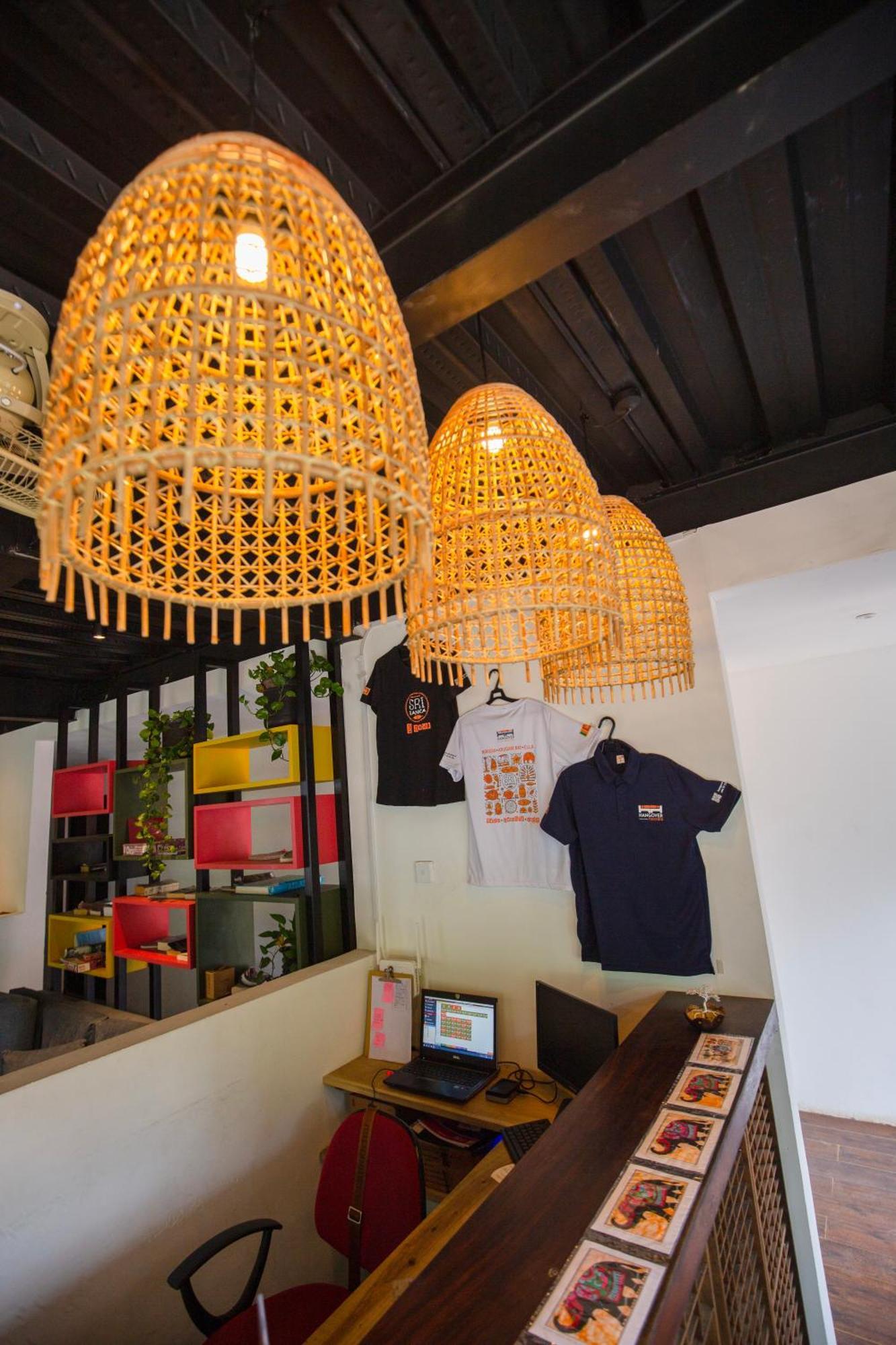 Hangover Hostels Ella Bagian luar foto