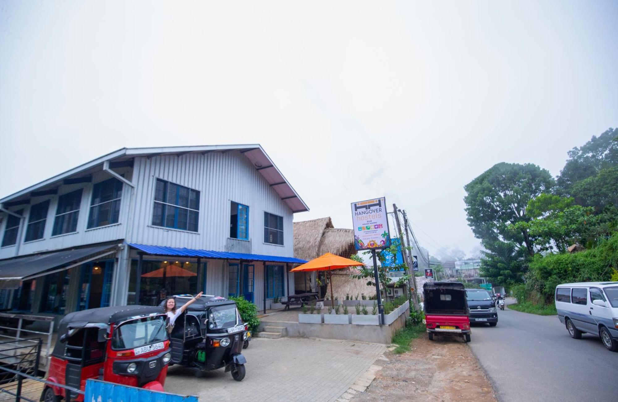 Hangover Hostels Ella Bagian luar foto