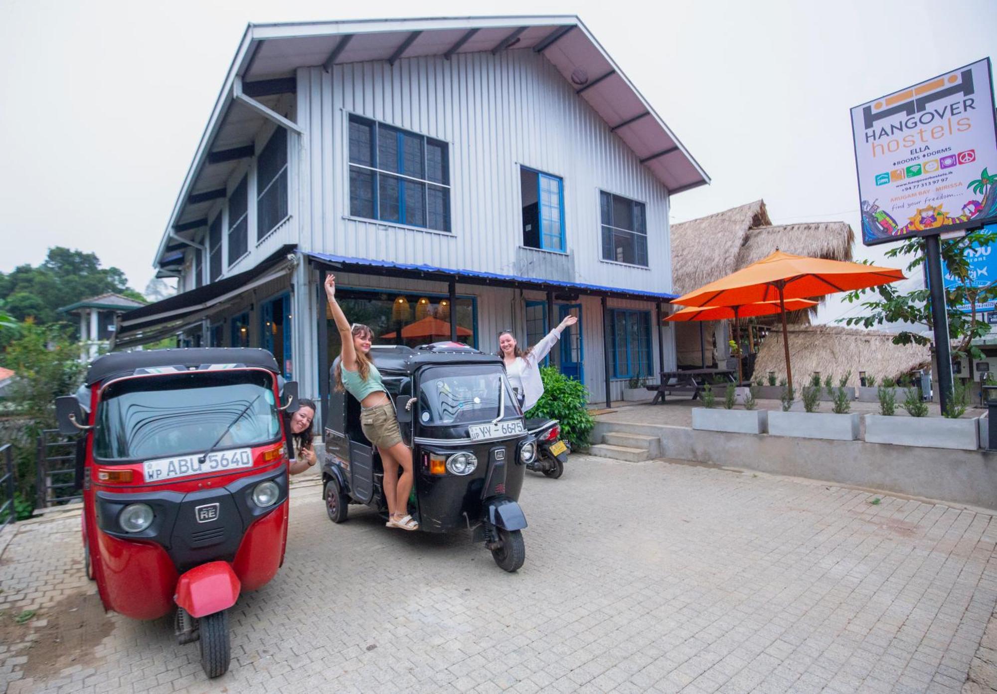 Hangover Hostels Ella Bagian luar foto