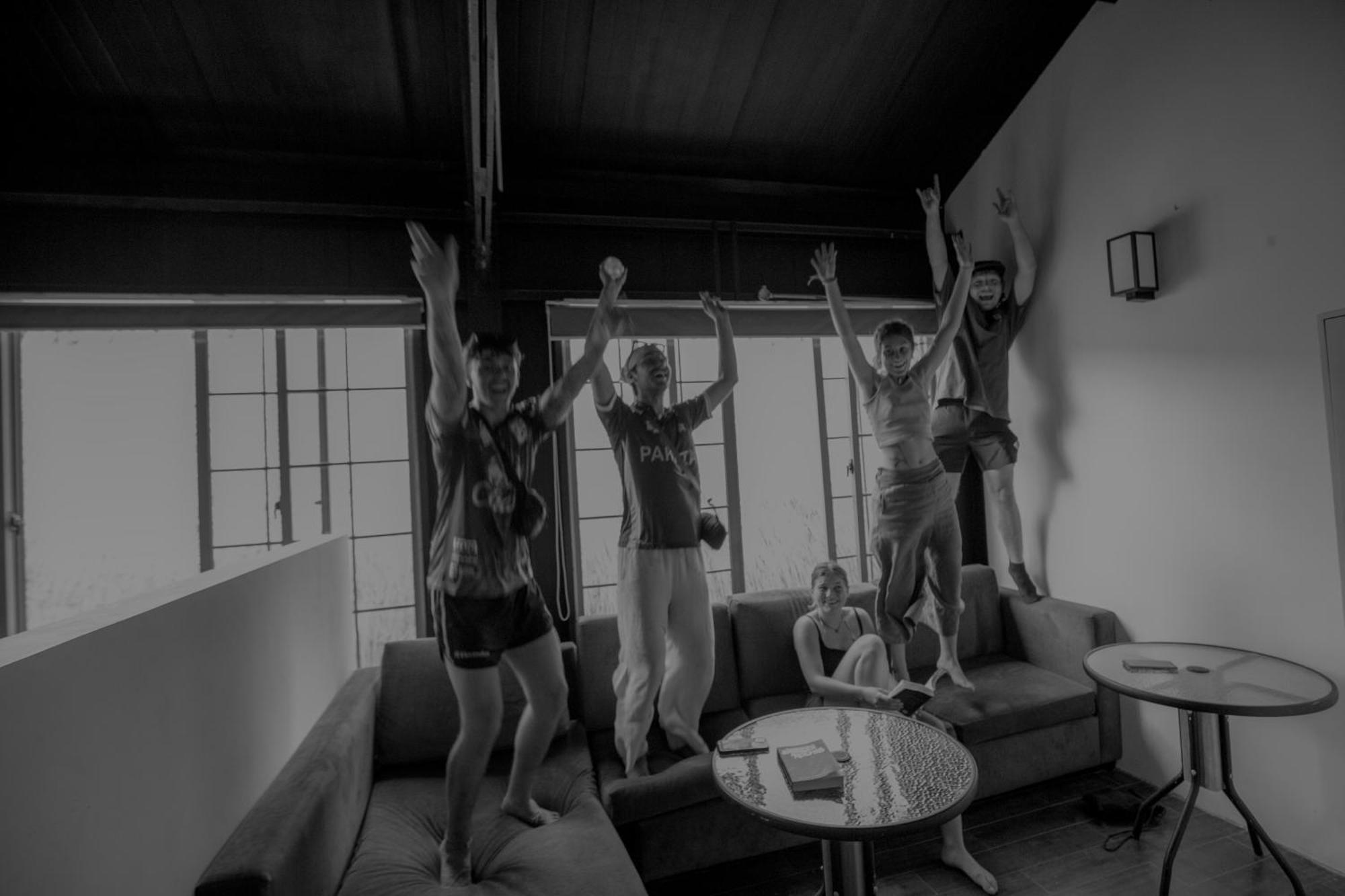 Hangover Hostels Ella Bagian luar foto