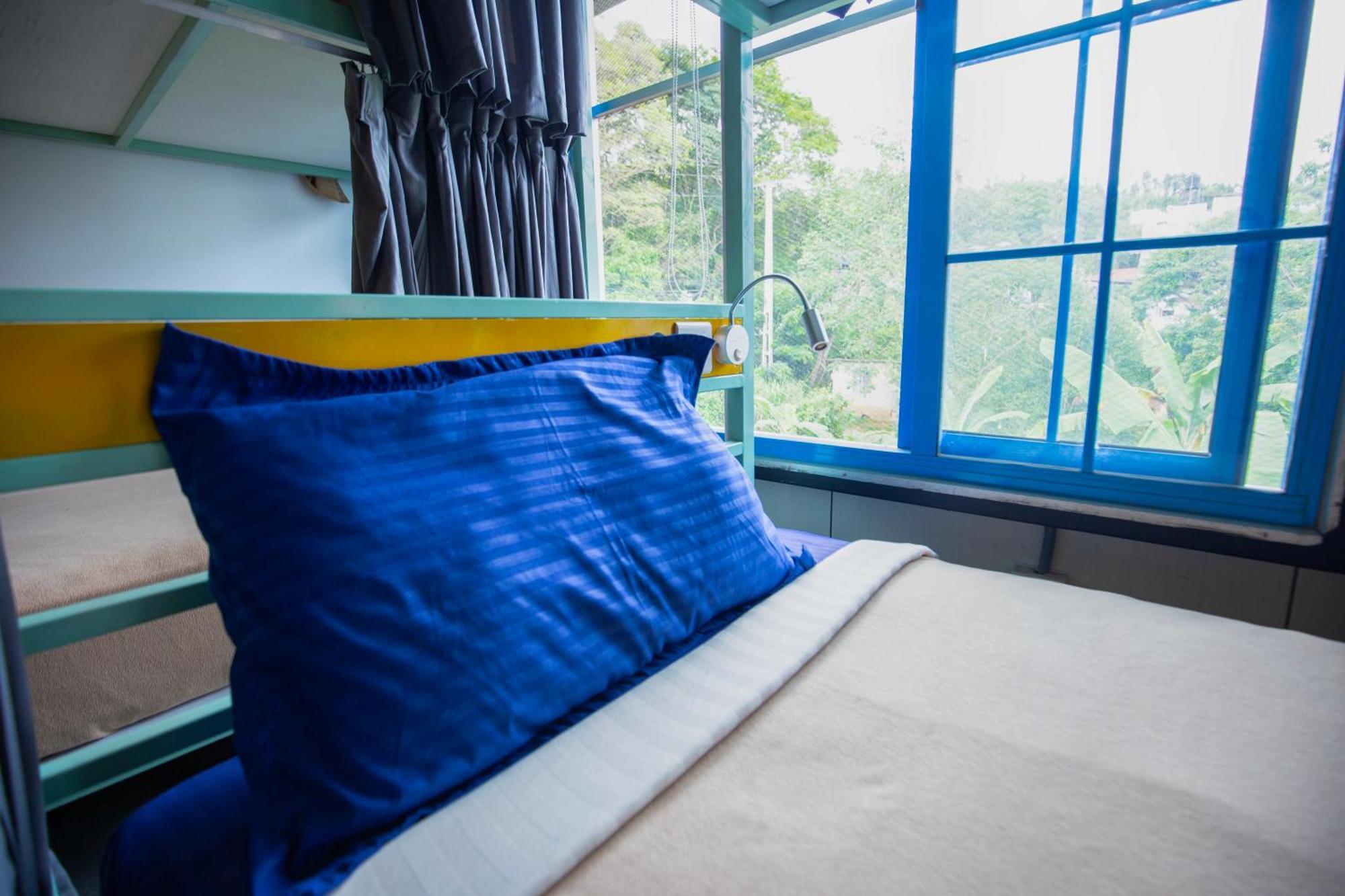 Hangover Hostels Ella Bagian luar foto